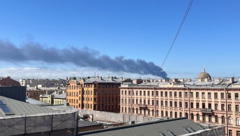 САНКТ ПЕТЕРБУРГ ПОД МАСИВНИМ НАПАДОМ ДРОНОВА: Останите код куће и избегавајте излазак напоље