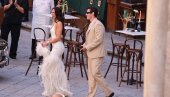 DUA LIPA ZAPOČELA SVOJE TRODNEVNO VENČANJE VREDNO 1,7 MILIONA: Sve oči uprte u Siciliju, građani besni