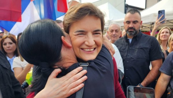 БРНАБИЋ СА ГРАЂАНИМА НОВИХ БАНОВАЦА: Што су напади на Вучића јачи и подмуклији, наш народ ће још снажније устати