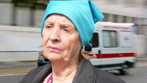 Повређена Лепа Лукић: Певачица пребачена у Ургентни центар