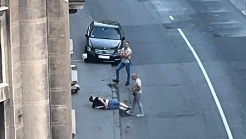 ПРИПАДНИЦИ САЈ ВАН ДУЖНОСТИ СПРЕЧИЛИ КРВАВ ПИР У ЦЕНТРУ БЕОГРАДА: Младић (25) убадан ножем, они муњевито реаговали (ФОТО)