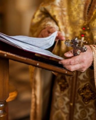 ДАНАС ПОЧИЊЕ ПЕТРОВСКИ ПОСТ: Траје до 12. јула - ево који дани се посте на уљу, а који на води