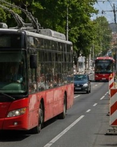 ГРАДСКИ СЕКРЕТАРИЈАТ САОПШТИО: Од сутра до понедељка затварање улица и измена линија због великог скупа