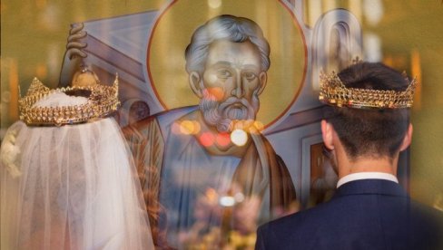ДА ЛИ СЕ МЛАДЕНЦИ МОГУ ВЕНЧАТИ У ЦРКВИ ТОКОМ ПЕТРОВСКОГ ПОСТА: Свештеник решио недоумицу многих верника