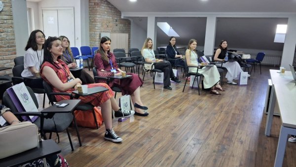 ИСТРАЖИВАЧКИ ПРИСТУПИ У ФАРМАЦЕУТСКОЈ ПРАКСИ: Летња школа на Универзитету Београду