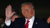 ТРАМП САОПШТИО УДАРНУ ВЕСТ: Заузећемо острво, ноћас ћемо извести снажан удар