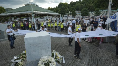 PROGON SRBA U BIH: Na udaru 800 novinara i političara iz Srpske, prave spisak pod izgovorom negiranja genocida u Srebrenici