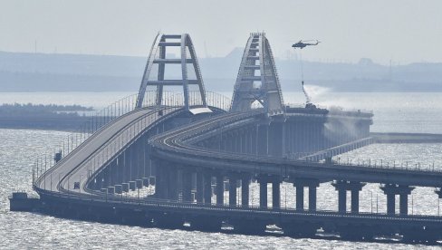 УКРАЈИНА ДРОНОВИМА БЛОКИРА КРИМ: Кијев хоће да минира логистику руској војсци и уништи туристичку сезону полуострва