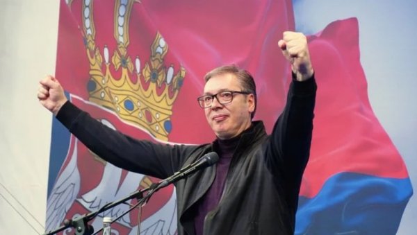 ВУЧИЋ СУТРА НА ФРУШКОГОРСКОМ КОРИДОРУ: Присуствује спајању конструкције на мосту преко Дунава у Новом Саду
