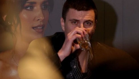 ЈЕЛИСАВЕТА МЕ ЈЕ СМИРИЛА, ПРОМЕНИО САМ СЕ НАБОЉЕ: Ево како је Вук Костић говорио о глумици и њиховој љубави