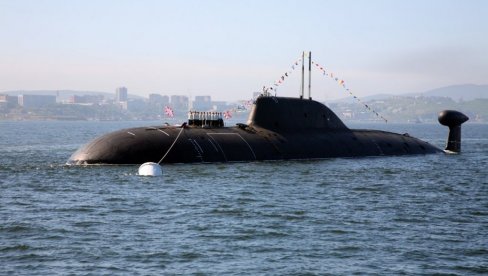 ДУГО СУ ЈЕ ЧЕКАЛИ, А САДА ЈЕ КОНАЧНО НА ОТВОРЕНОМ МОРУ: Шта све може руска нуклеарна подморница „Леопард“?
