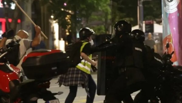 ЈЕЗИВ ПЛАН ЗА РАЗБИЈАЊЕ СРБИЈЕ: Блокадери сепаратисти најављују отцепљење Војводине