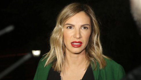 ОСТАЛА БЕЗ ДИНАРА: Певачица банкротирала због куће на Авали - Дала сам све што сам имала