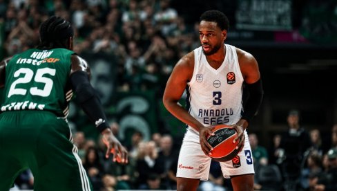 NOVI UGOVOR ZA BIVŠEG KOŠARKAŠA ZVEZDE! DŽordan Lojd ostaje u Istanbulu