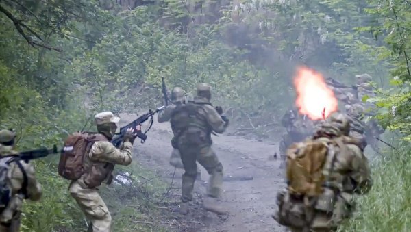 СПРЕМА СЕ ПОТПУНИ СЛОМ ФРОНТА: Да ли је пад Купјанска и Константиновке увод у губитак Славјанска и Краматорска?