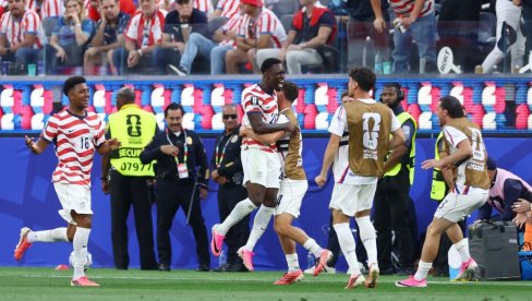 PRENOS, SAD - PARAGVAJ: Amerika čuva prednost, dosta sporiji ritam u drugom poluvremenu