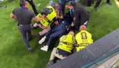 LUDI AMERIKANCI! Hteo da utrči na teren, pa postao podsmeh na internetu (VIDEO)