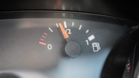 NOVA MERA: Restrikcije goriva u Moskvi i Petersburgu