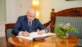 HITNO SE OGLASIO PREMIJER LETONIJE: Doneo važnu odluku u vezi sa Ukrajinom