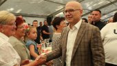 ВУЧЕВИЋ ИЗ БАНАТА ПОРУЧИО БЛОКАДЕРИМА: Добићете одговор какав заслужујете на изборима