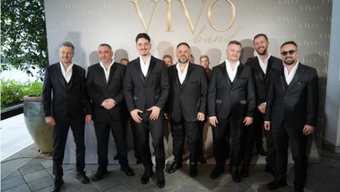 MA UZMI TO: Momci iz Vivo benda otkrili detalje sa privatnih veselja (FOTO)