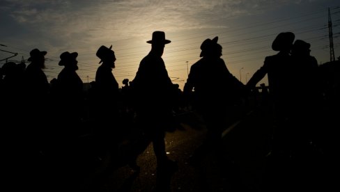 ТРАМП НАС ЈЕ ПРОДАО, ИРАН ЋЕ НАС СРАВНИТИ СА ЗЕМЉОМ Израелци у паници наког споразума Ирана и САД - Можда су у праву?