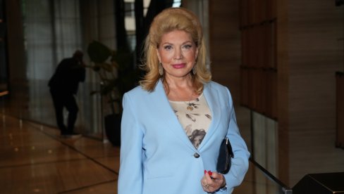 SUZANA MANČIĆ POSTAJE BAKA: Bogu hvala dolazi beba