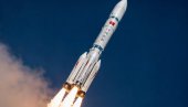 STOTINE KOMADA METALA JURE SVEMIROM OGROMNOM BRZINOM: Kineska raketa se raspala u orbiti i ugrozila satelite