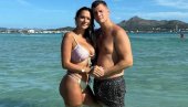 PEVAČICA TRUDNA: Nesuđena snajka Lepe Brene u drugom stanju (foto)