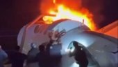 AVION PAO NASRED AUTO-PUTA I IZGOREO: Putnici iskakali kroz prozore, razbijali ih (VIDEO)