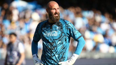 JOŠ JEDAN SRBIN U PREMIJER LIGI? Vanja Milinković Savić deo razmene golmana