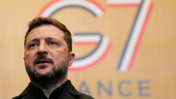 ЈЕЗИВА ПРЕТЊА ЗЕЛЕНСКОГ: Ако Кијев гори, гореће и ваша Москва!