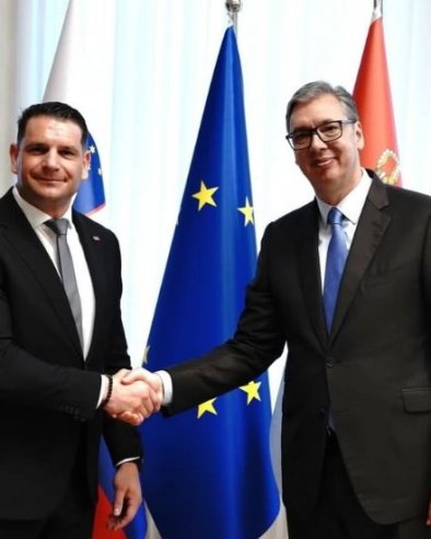 СНАЖНА ПОРУКА ИЗ РЕГИОНА: Словенија чврсто уз Србију и политику председника Вучића