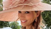 МАРИЈАНА МАТЕУС ОДУШЕВИЛА КРАЉЕВСКУ ПОРОДИЦУ: Ево како је доскочила строгом бонтону- само огрлицу платила 12.000 евра! (ФОТО)