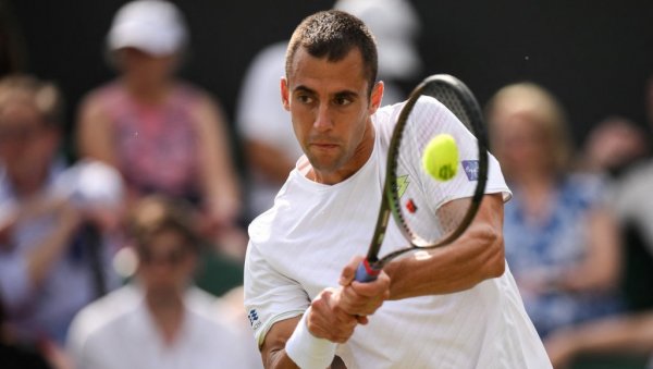 ВИМБЛДОН СВЕ БЛИЖИ: Ласло Ђере се пласирао у друго коло квалификација за травнати гренд слем
