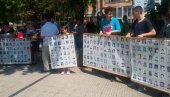 ДЕВЕТОРО РУДАРА КИДНАПОВАНО ПРИ ДОЛАСКУ НА ПОСАО: У северном делу Митровице обележена годишњица злочина ОВК