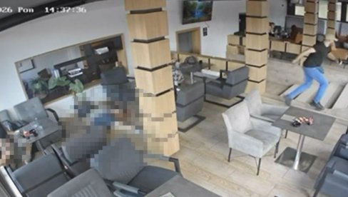 EKSKLUZIVNA FOTOGRAFIJA: Mrtav Vesković, ubica beži - pucao mu u glavu, a prethodno se rukovao sa ubijenim