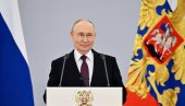 И ТО СЕДАМ ДАНА УНАПРЕД: Путин честитао Белорусима Дан независности, па поменуо рат против нациста раме уз раме