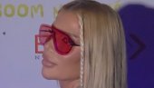 NEKI NISU IMALI VREMENA: Ivana Nikolić predstavila album prvenac - Neki su odbili da čuju demo snimke (FOTO)
