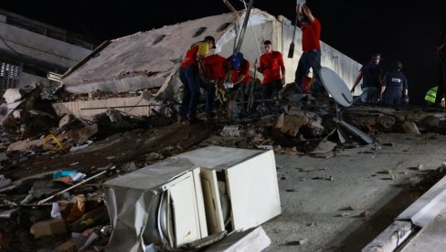 ZATRPANI ISPOD RUŠEVINA DOZIVAJU POMOĆ: Potresni prizori iz Venecuele, strahuje se da je broj mrtvih ogroman (FOTO/VIDEO)