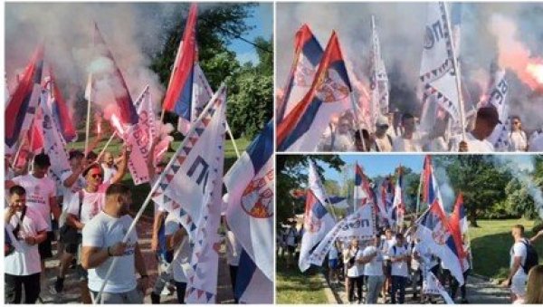 СРПСКИ НАРОДЕ, ПРЕДСЕДНИЧЕ ВИДИМО СЕ У БЕОГРАДУ Новосађани кренули пешице пут престонице с Петроварадина! (ФОТО/ВИДЕО)