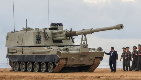 SEVERNA KOREJA POKAZALA SILU: Kim nadgledao testove novih raketnih sistema (FOTO)