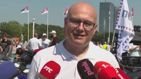 МИЛОШ ВУЧЕВИЋ СЕ ОБРАЋА ЈАВНОСТИ (ВИДЕО)
