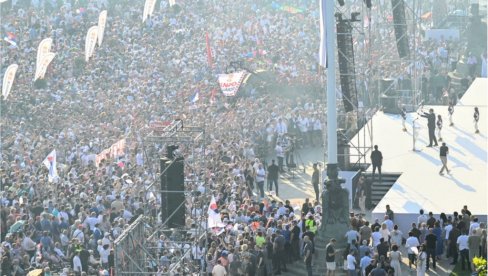 MOĆNI PRIZORI SA VELIKOG SKUPA (FOTO)