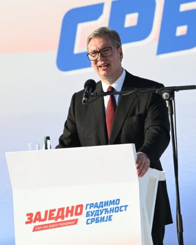 ПЛАЋАМО ВАС, ХОЋЕМО ДА НАМ ДЕЦА ИМАЈУ ВИШЕ ЗНАЊА Вучић о паразитима на факултетима