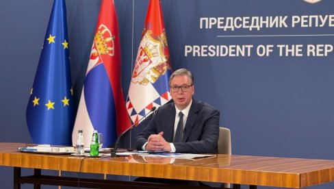ВУЧИЋ ПРЕДСТАВЉА ПАКЕТ НОВИХ МЕРА: Велико снижење цена лекова, пензионерима до 35.000 динара једнократне помоћи, ево ко још добија новац