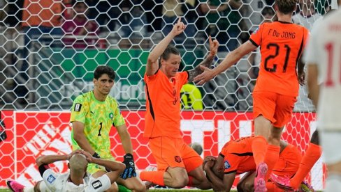 PRENOS, HOLANDIJA -MAROKO: Šta se ovo desi? Gol koji niko nije očekivao
