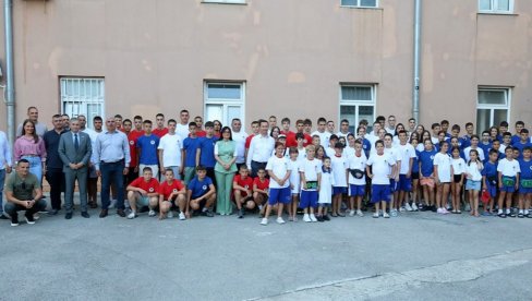 ОТВОРЕНА ШКОЛА ЗА СПОРТИСТЕ: У Требињу пројекат Министарства породице, омладине и спорта РС