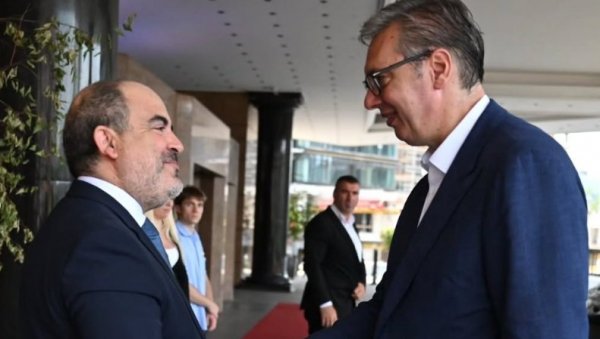 ВАЖАН СУСРЕТ У БЕОГРАДУ: Вучић разговарао са амбасадорима ЕУ, ево шта је поручио