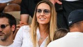 MODNA LEKCIJA JELENE ĐOKOVIĆ: Evo zašto danas svetski mediji pišu samo o njoj (FOTO)